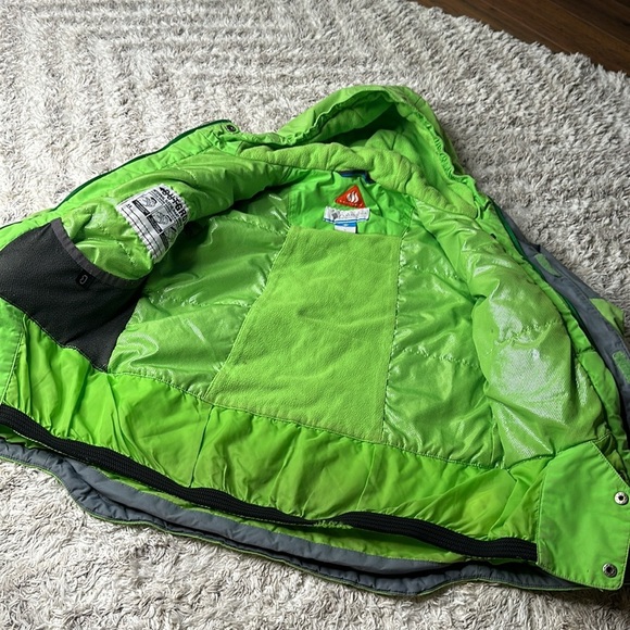 Columbia sportswear size, small youth, winter jacket, lime, green, and gray Omni - Picture 5 of 10
